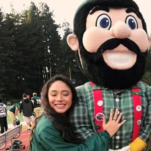 Meet your Posher, Madeline